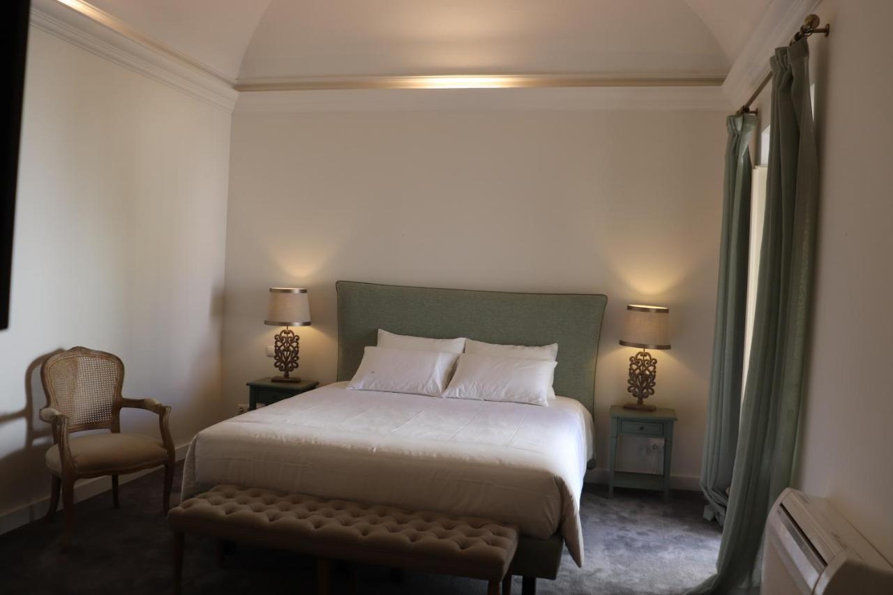 Solar Dos Frades Hotel เฟอเฮรา โด อเลนเตโจ ภายนอก รูปภาพ