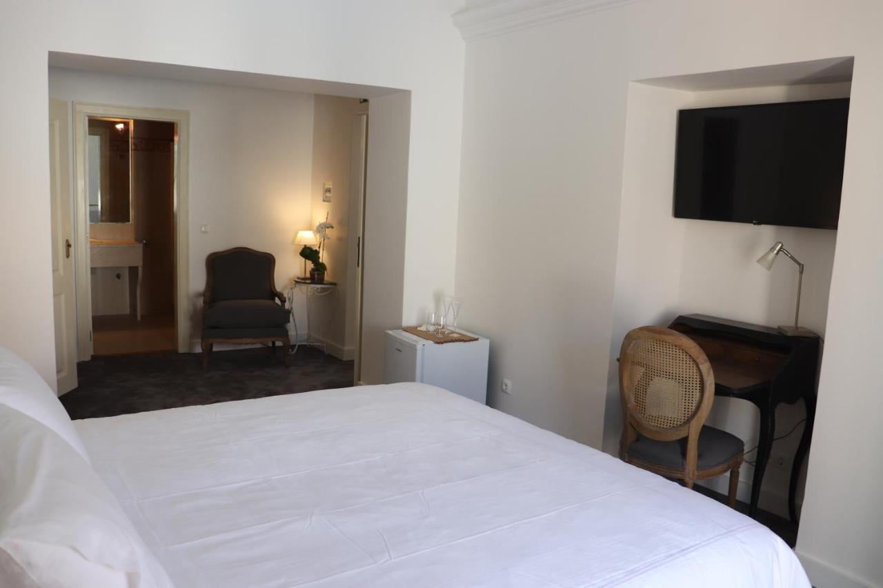 Solar Dos Frades Hotel เฟอเฮรา โด อเลนเตโจ ภายนอก รูปภาพ