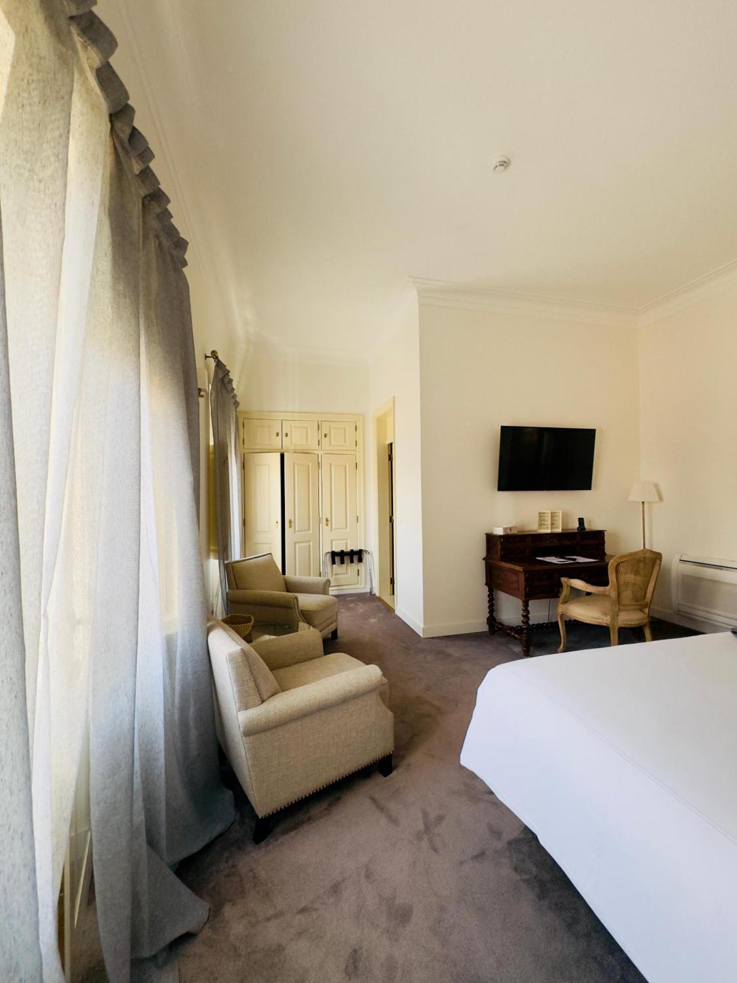 Solar Dos Frades Hotel เฟอเฮรา โด อเลนเตโจ ภายนอก รูปภาพ
