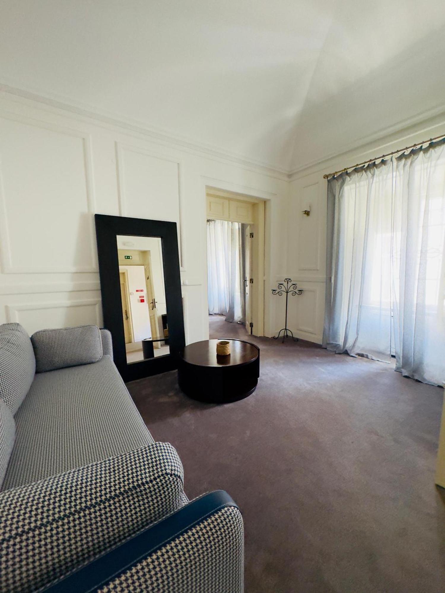 Solar Dos Frades Hotel เฟอเฮรา โด อเลนเตโจ ภายนอก รูปภาพ